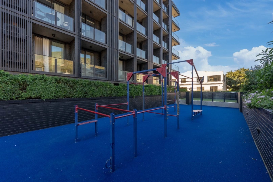 2 Bedroom Property for Sale in Sea Point Western Cape